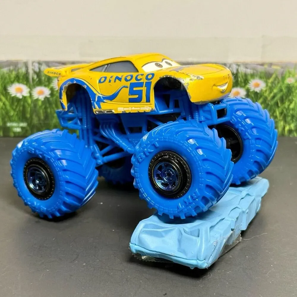 Disney Pixar Cars Custom Monster Truck Cruz Ramirez Monster Jam 1:64 See Photos